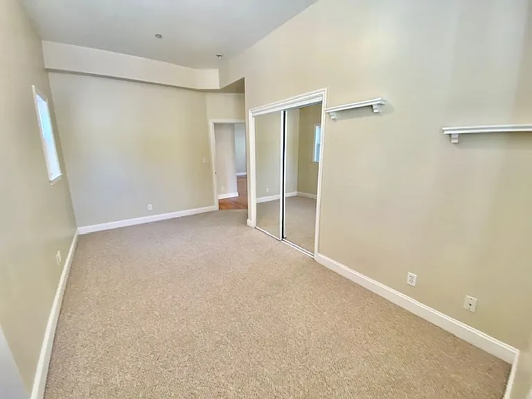 1013 Fair Oaks Ave. — Photo 12