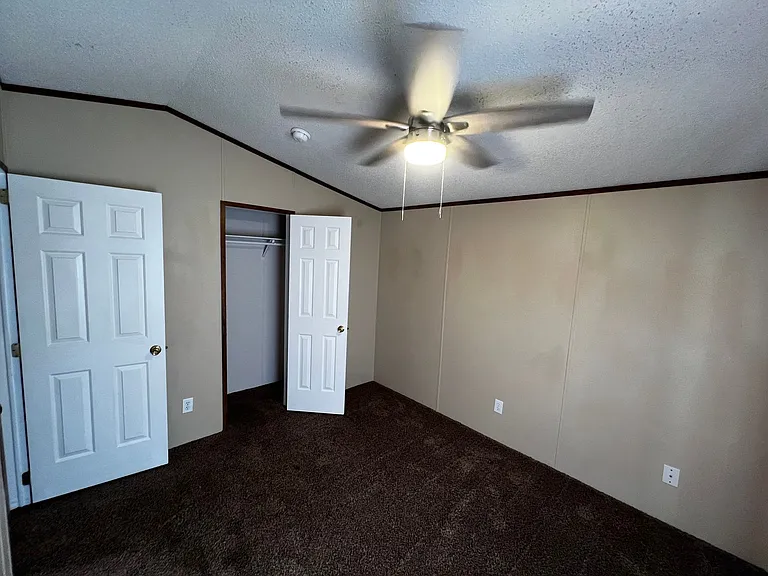 3900 Weston St — Photo 12