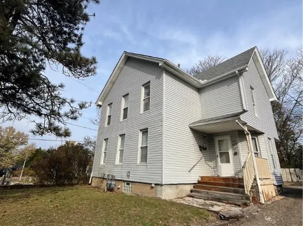 417 Longmere Dr, Kent, OH 44240