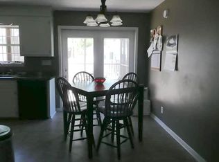 6348 Greenfield Dr, Spartanburg, SC 29303