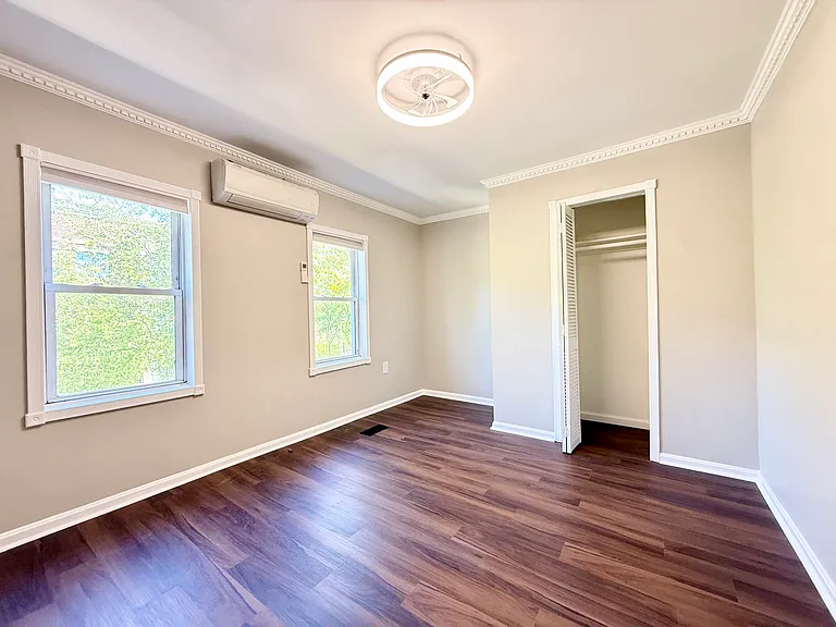 1004 Girard St NW — Photo 22