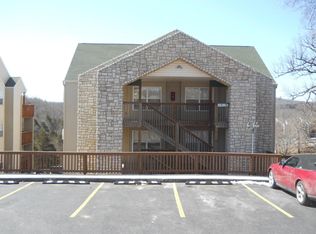 24 Chickadee Ct, Branson, MO 65616