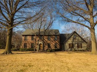 14900 S Rosehill Rd, Olathe, KS 66062