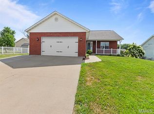 1108 Oakwood Ln, Waterloo, IL