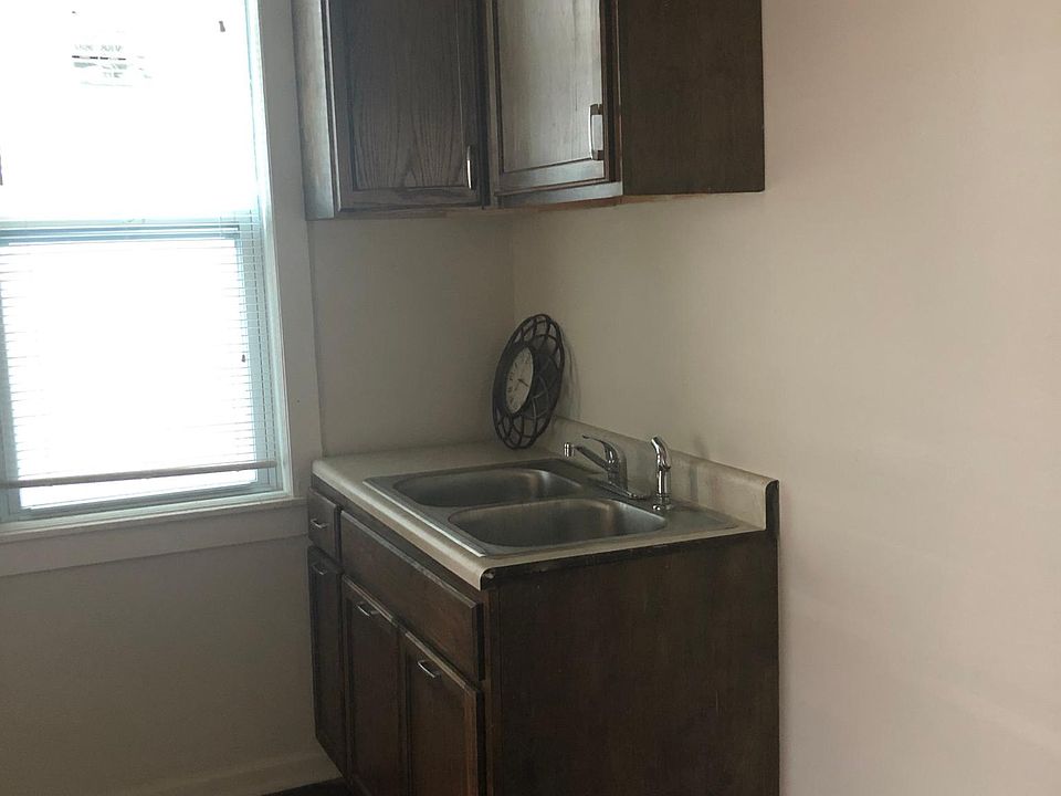 1st image of 8305 S Brandon Ave #2