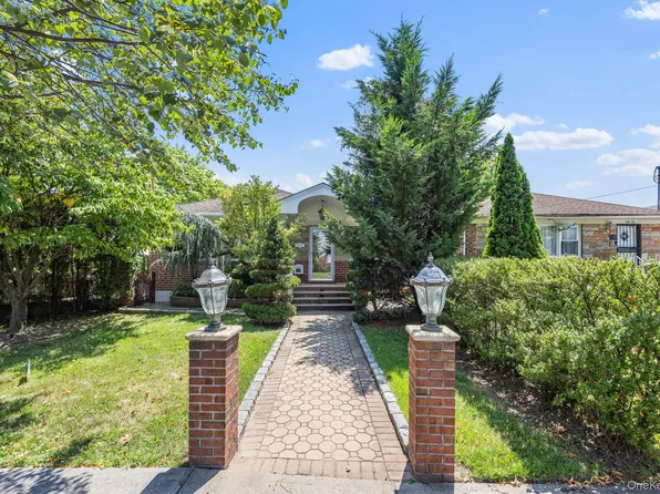 14118 14th Avenue, Whitestone, NY 11357