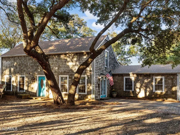 108 Arborvitae Drive, Pine Knoll Shores, NC 28512