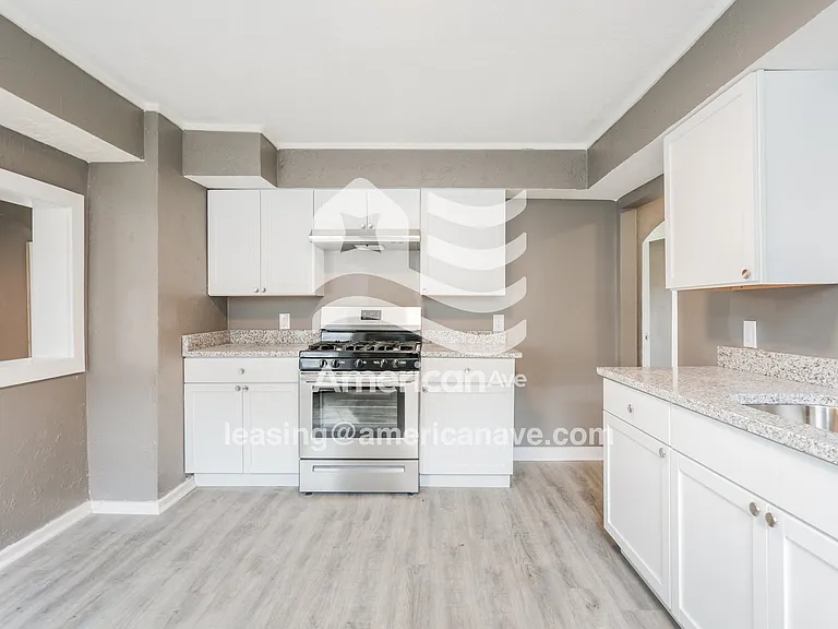 1798605_007_kitchen_13645897.jpg