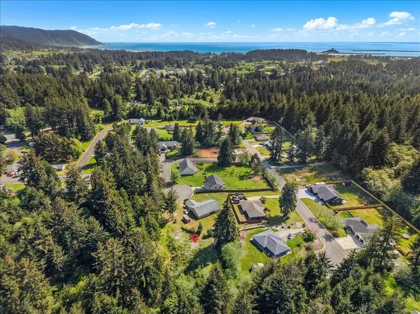 0 Bayview Dr, Crescent City, CA 95531