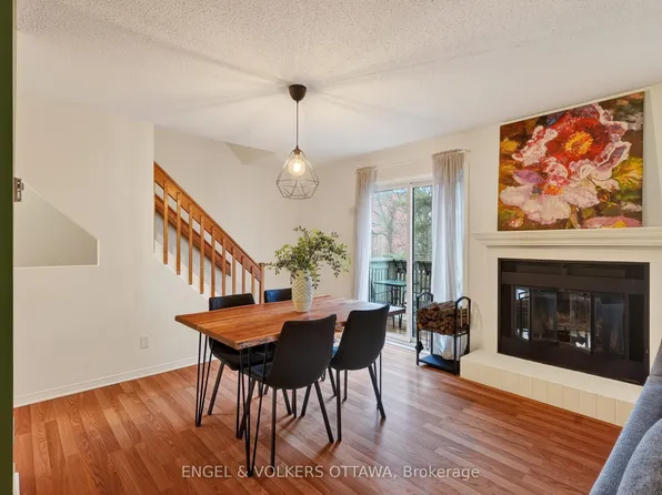 6 Terrace Dr #208, Ottawa, ON K2H 9J2