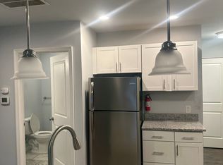 310 Amosland Rd #B3, Holmes, PA 19043