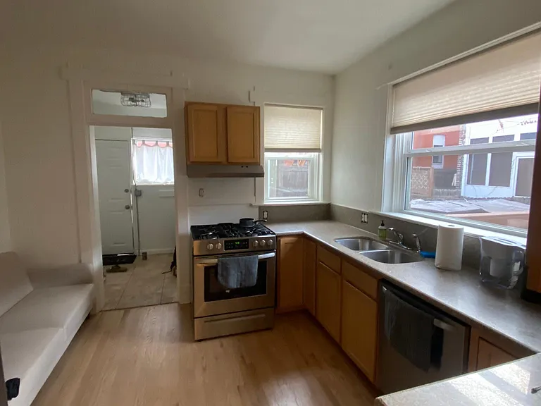 1610 E 14th Ave #1 — Photo 10