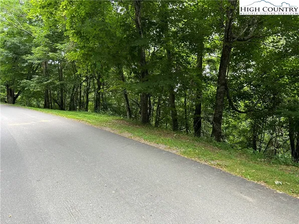Lot 32 Alpine Drive, Seven Devils, NC 28604