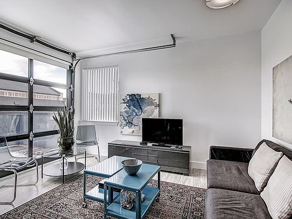 5th image of 2350 S University Blvd APT 305