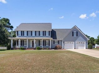 8339 Foxtrail Dr, Fayetteville, NC 28311