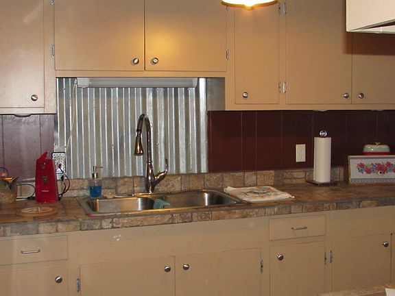 4th image of 1221 N Park Ave