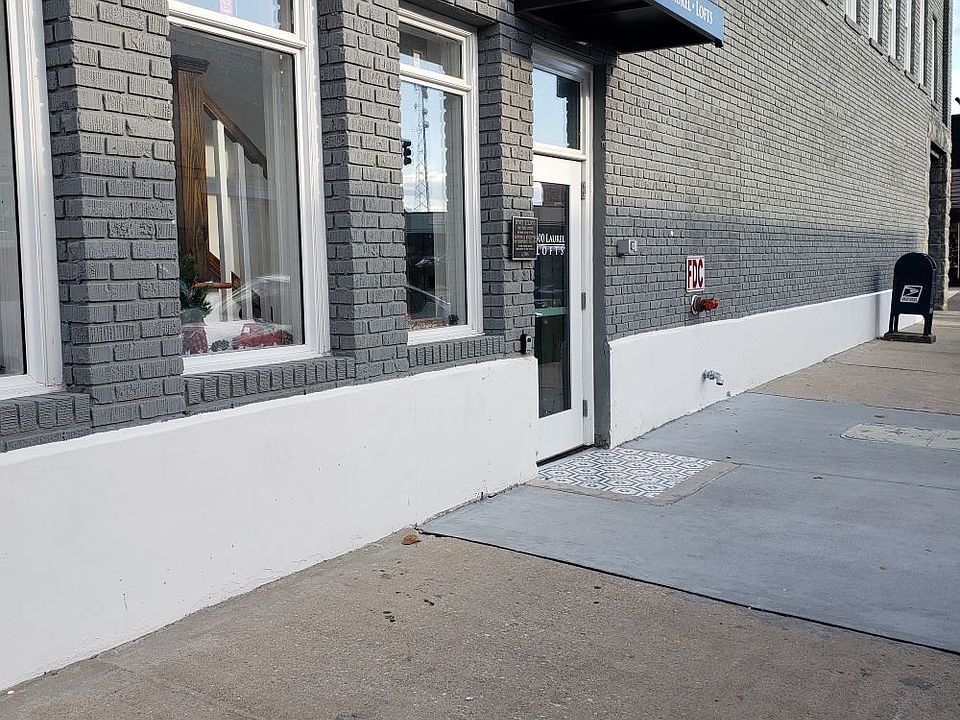 1st image of 300 Laurel St #5