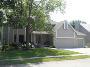 14805 Corby St, Omaha, NE 68116