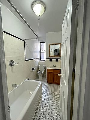 5th image of 455 Fort Washington Ave APT 5B
