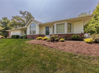18416 Woodside Xing S, Strongsville, OH