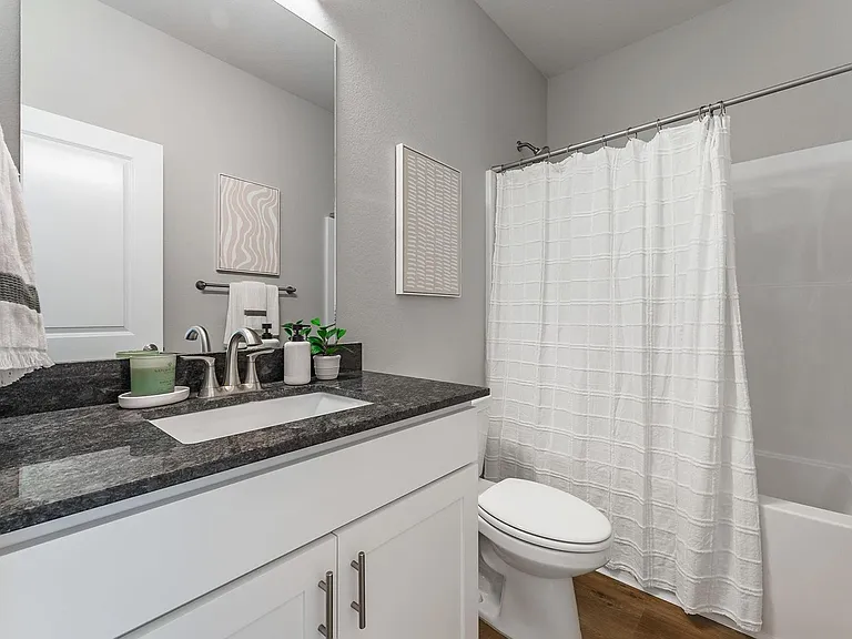 Hawthorne Grove — Photo 44
