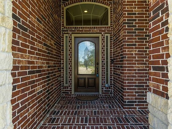 4th image of 4711 Salinas Ln
