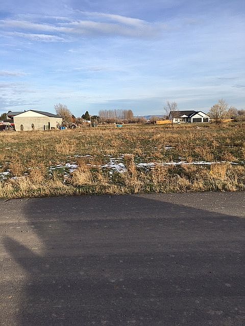 1st image of 4056 E 200 N Lot 5