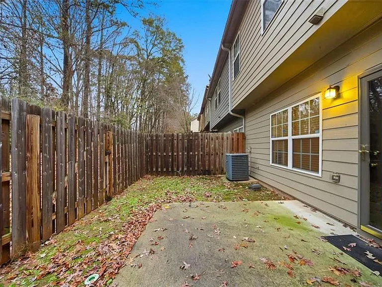 3834 Augustine Pl — Photo 41