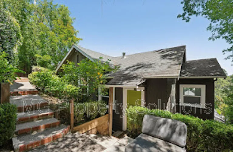 1405 San Anselmo Ave — Photo 38