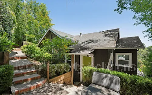 21 Humboldt Ave Photo 1