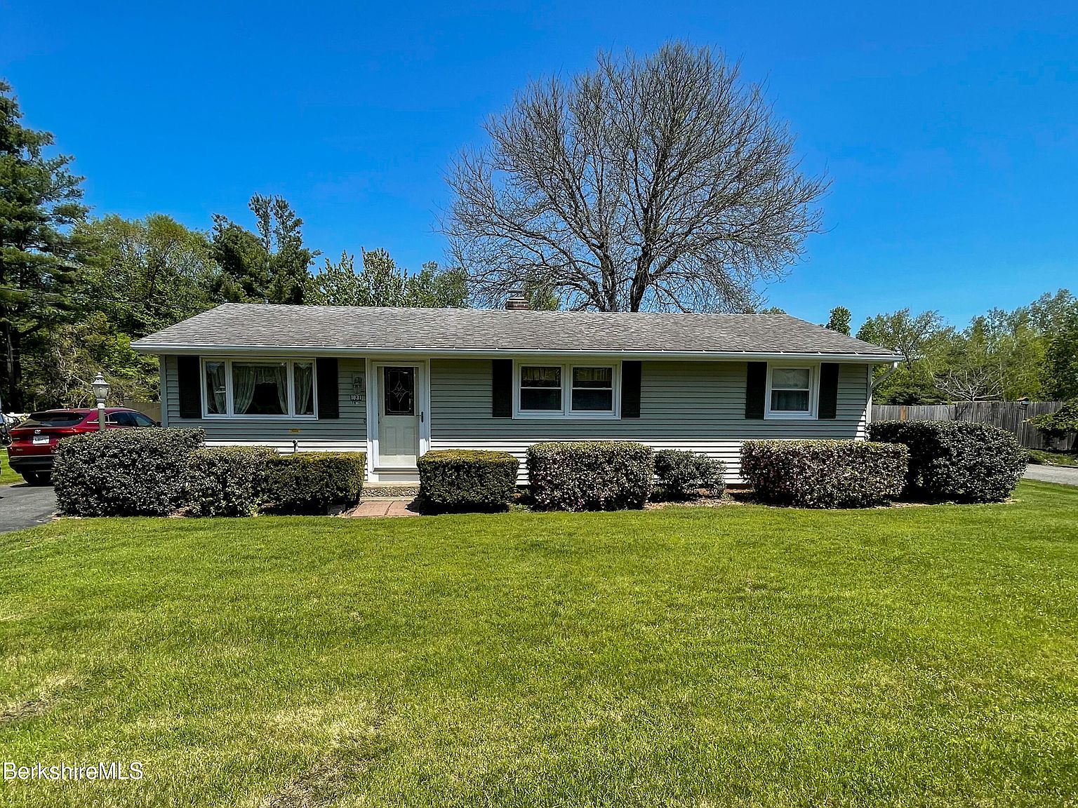 1831 East St, Pittsfield, MA 01201 Zillow