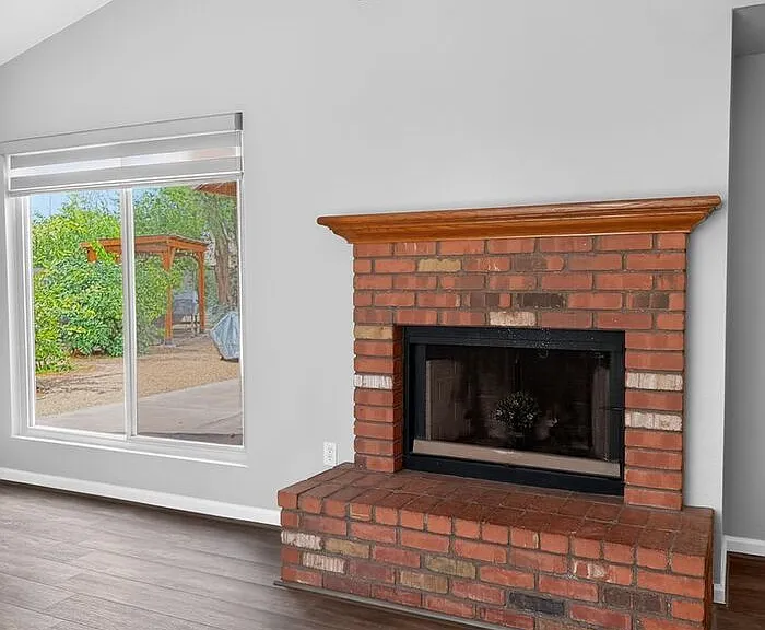 541 S Fir St — Photo 7