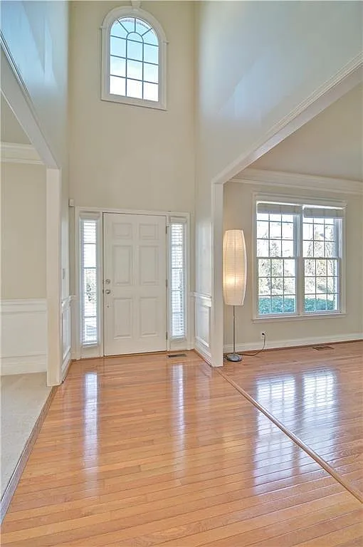 Building Photo - 711 Pear Grove Pl SE