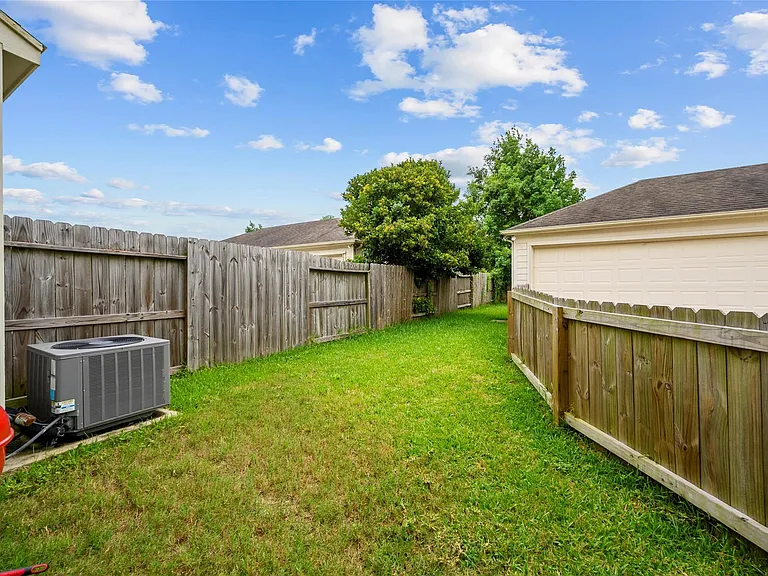 3524 Glenmore Meadow Dr — Photo 18