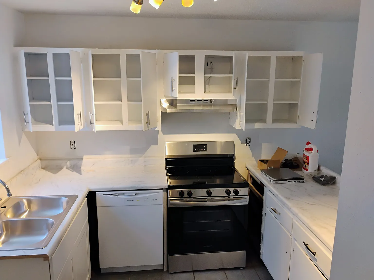 2 bed, 1.5 bath, 900 sqft, $1,275 — Photo 1