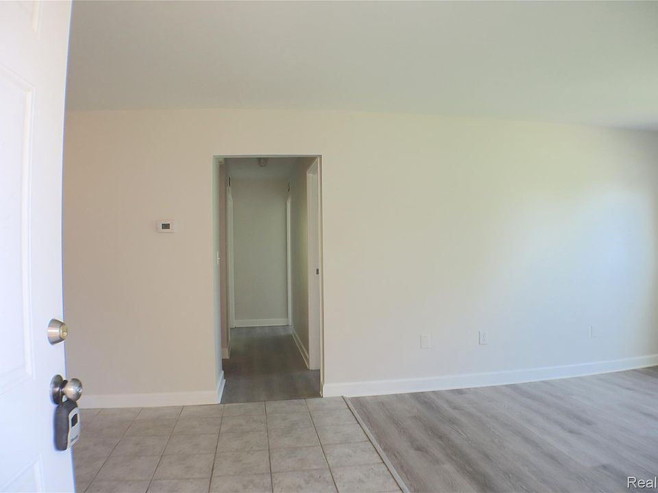 39838 Village Wood Cir, photo 5