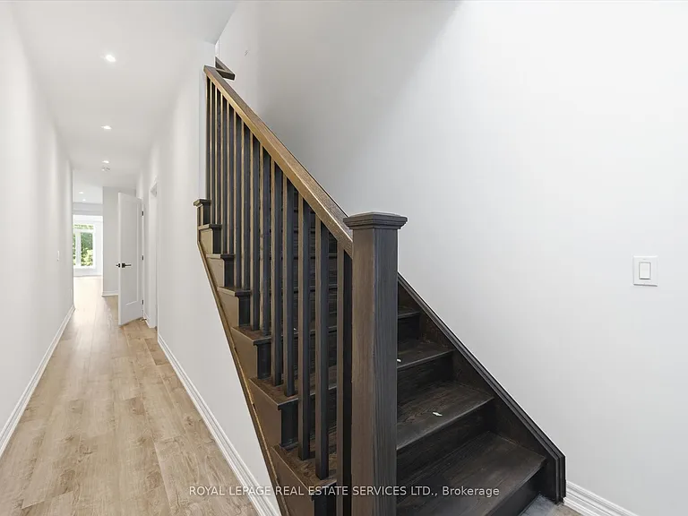 74 Valley Trail Pl — Photo 18