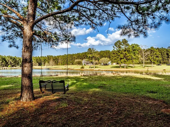 1587 County Road 1105, Crockett, TX 75835