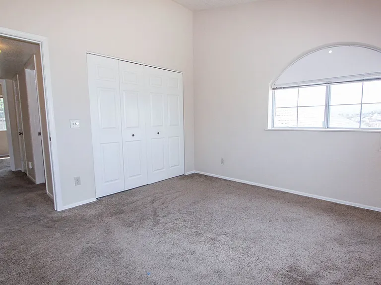 415 S Alarcon St — Photo 8