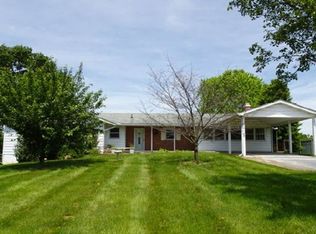 634 W Spring St, Woodstock, VA 22664