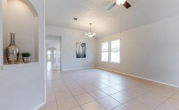 5th image of 8222 Palace Pkwy