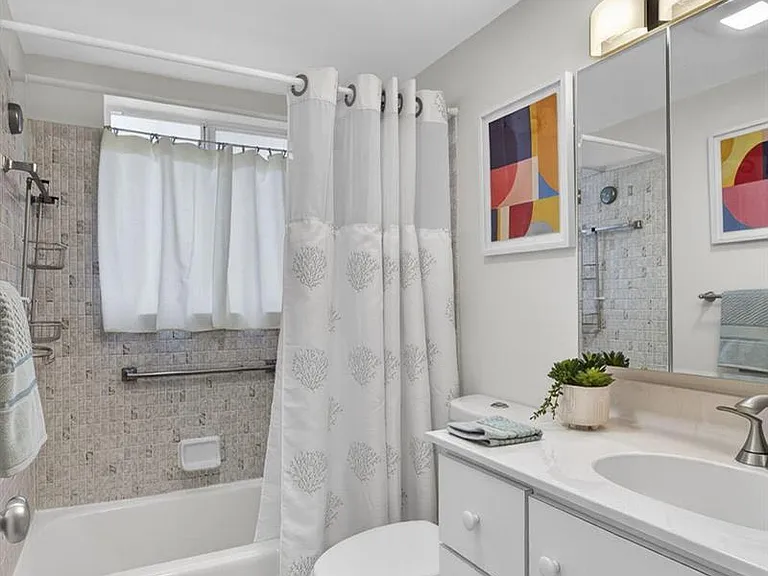 3402 Cynthia Ln #201 — Photo 26