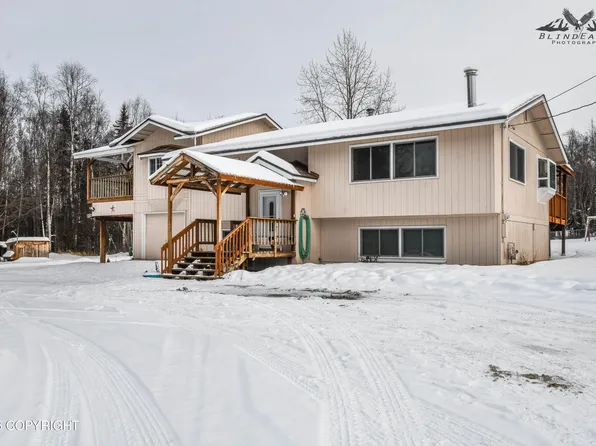 20735 Crabtree St, Chugiak, AK 99567