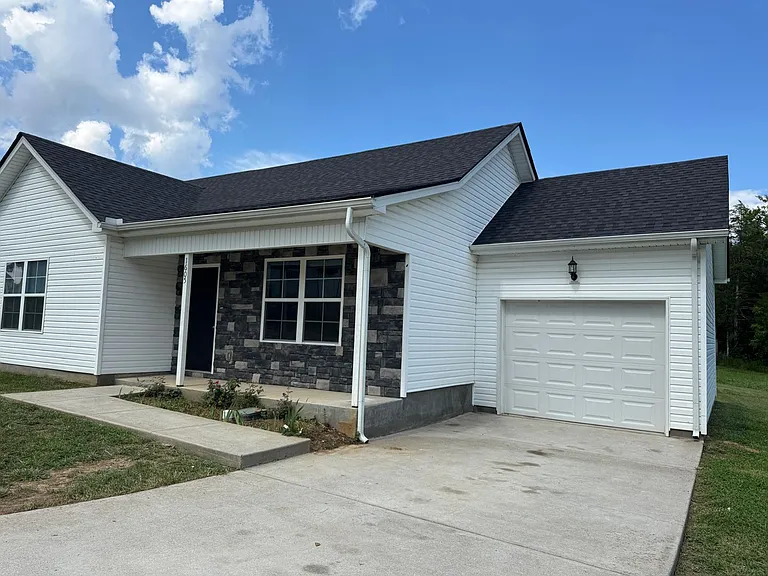 1605 Gambill Wood Dr — Photo 6