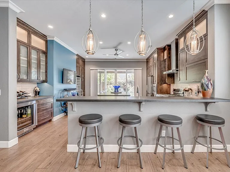 10562 Thistle Berry Ct — Photo 11