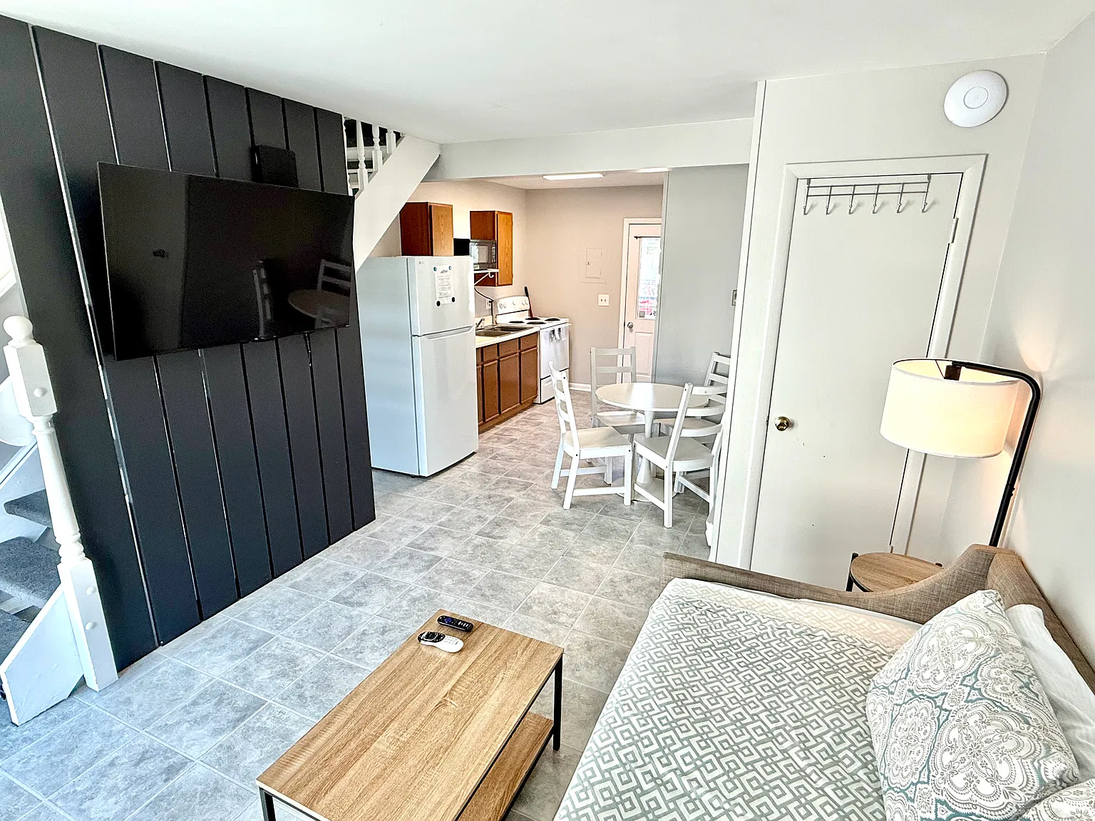 7023 Maddox Blvd — Photo 2