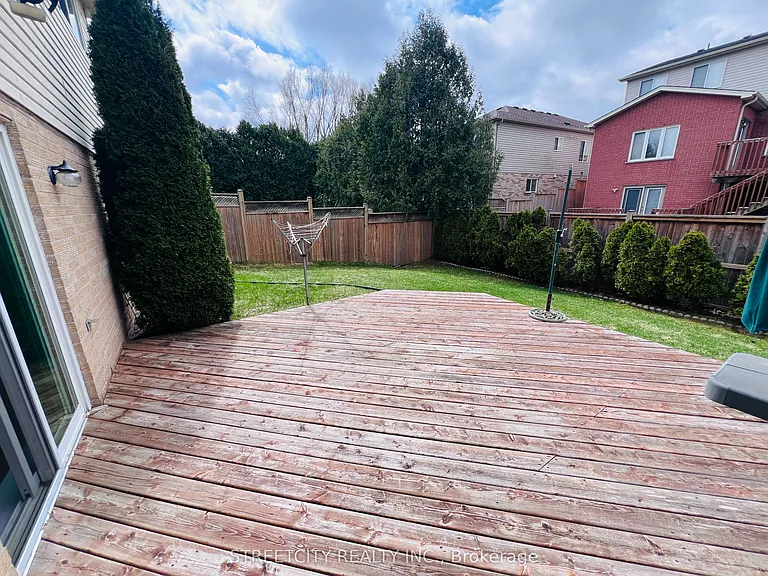 1279 Aldersbrook Rd — Photo 38