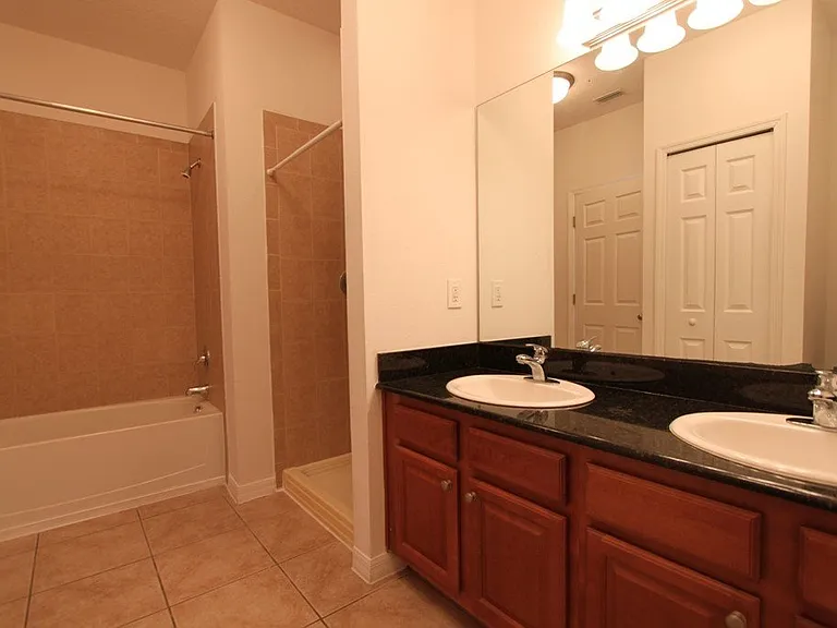 4247 Tyler Cir N — Photo 14