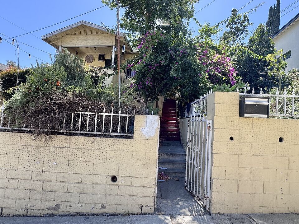 1st image of 1065 N Gage Ave