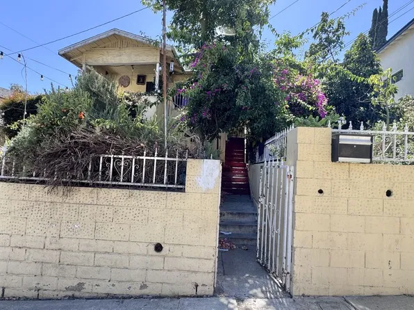 1065 N Gage Ave, Los Angeles, CA 90063